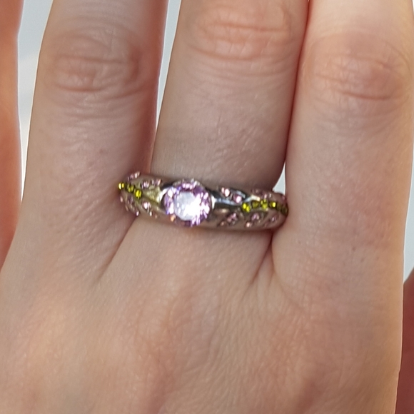 🌿 Pink Flower Buds Ring - Picture 2 of 8